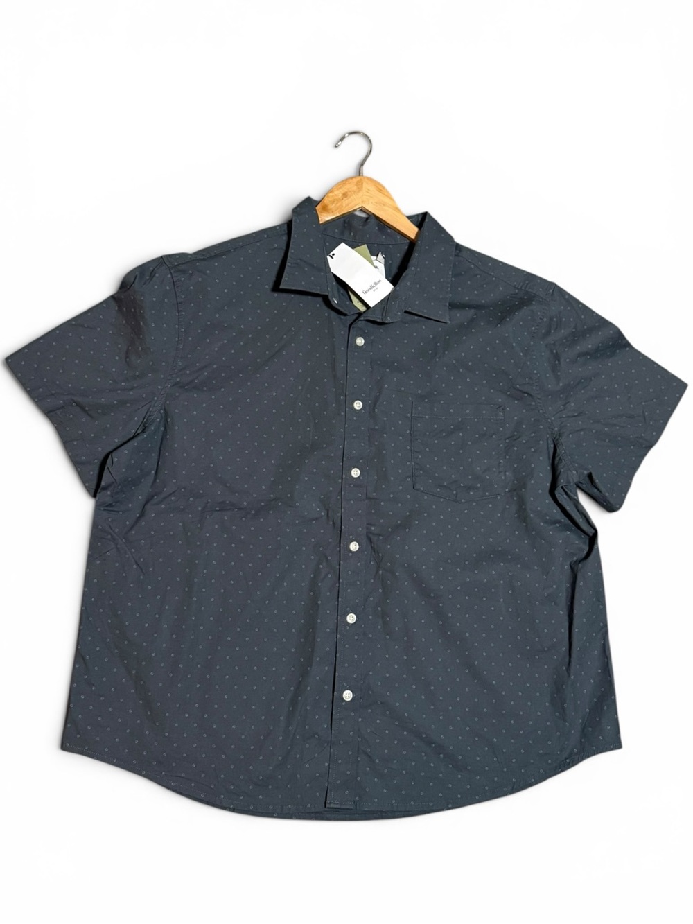 NWT Men’s Goodfellow & Co. Button Up T-Shirt 2XL